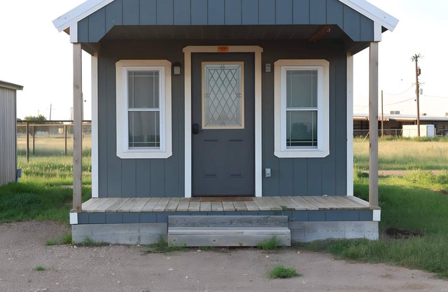 Charming small cabin