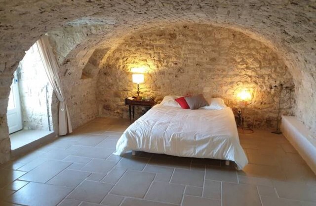 Charming stone french Gite in South West for holidays with swimming pool