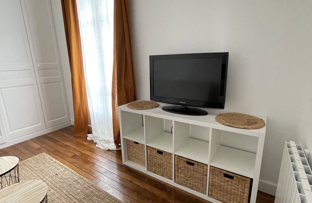 Charming studio, near RER B Paris