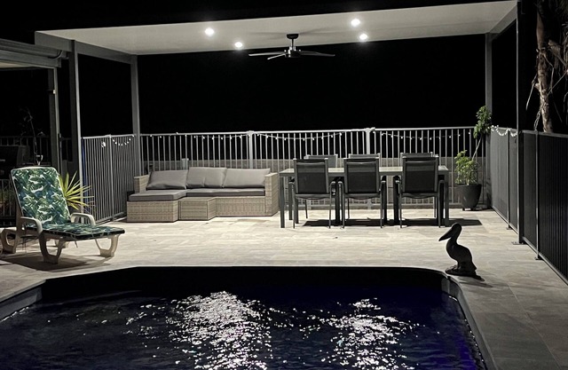 Charming studio in enchanting Bimbimbie with WiFi heated in ground swimming pool