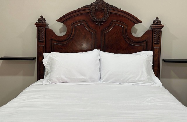 Charming studio with AC Northridge close to CSUN