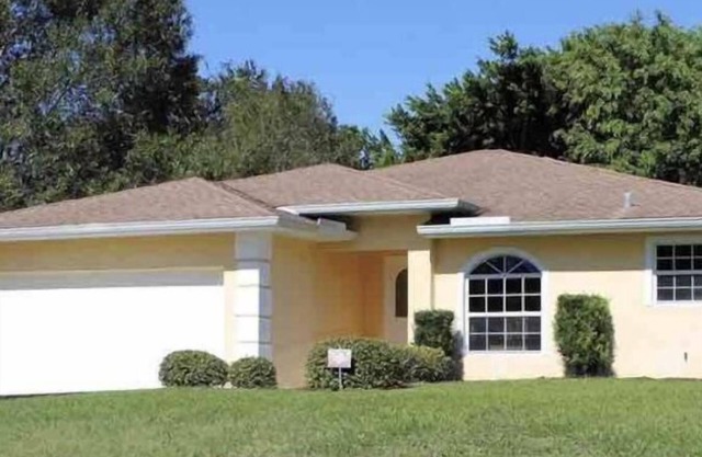 Charming Sunny House 5 min by Siesta Key Beach 5 min Downtown Sarasota