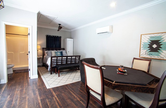 Charming, tranquil studio with AC in Leesburg