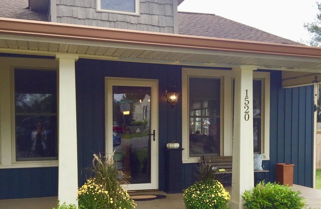 Charming, trendy home in quaint downtown historic district of Cleveland