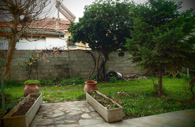 Charming Trikala Apartment With Garden & Central Heating