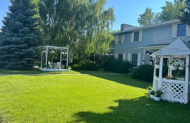 Charming Victorian-Style Guest House