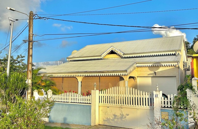 Charming villa ideally located