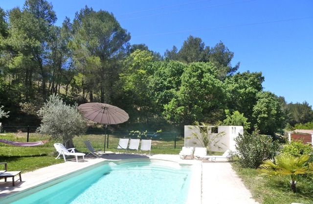 Charming villa with fenced pool in Aix-en-Provence