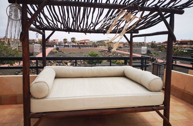 Charming villa with sea views