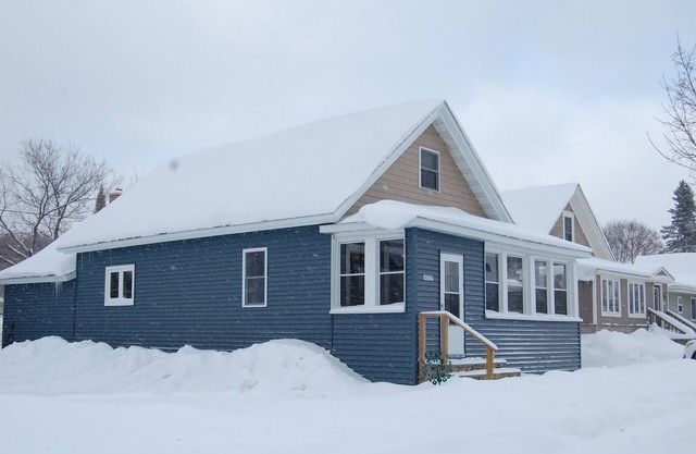 Chassell House #1 at Portage Lake