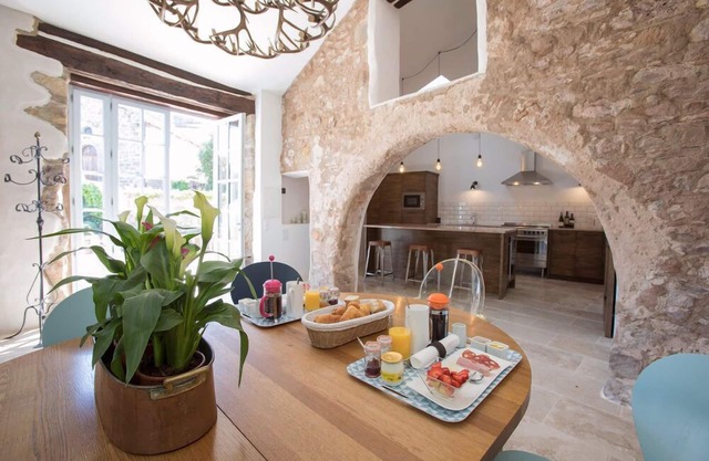 Chateau d'Olmet Guesthouse