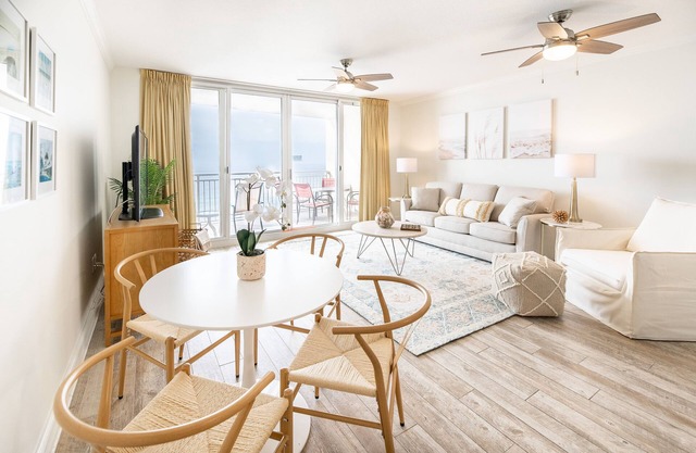 Check out all the amenities! This gulf-front condo has a TON!