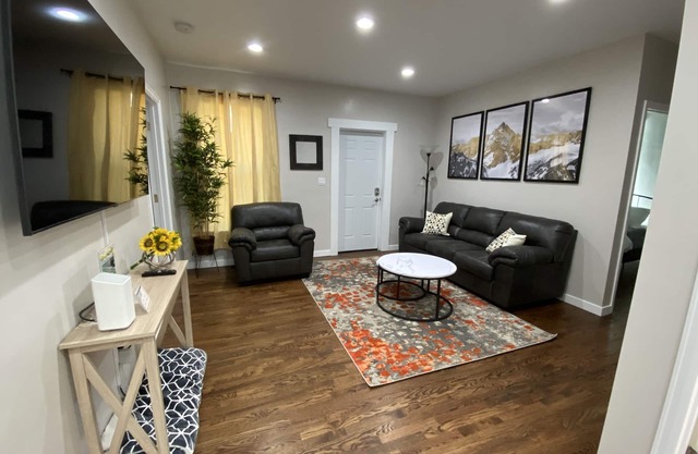 Cheerful 3 Bedroom Littleton Residential Home