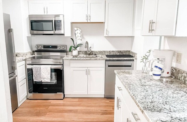 Cheerful Townhome Soho Palma Ceia
