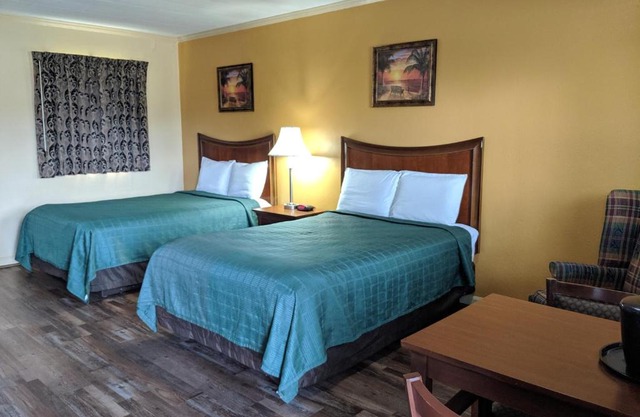 Cheerio Inn - Glennville