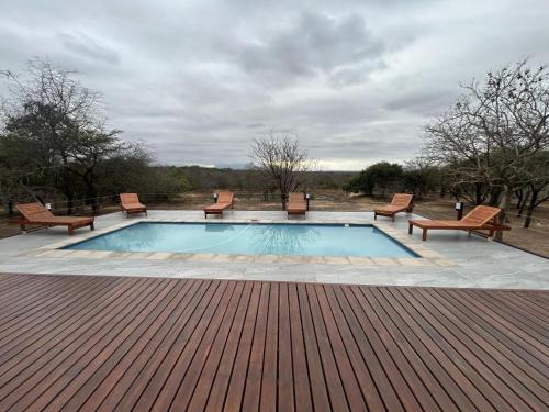 Cheetah Paw Safari Lodge