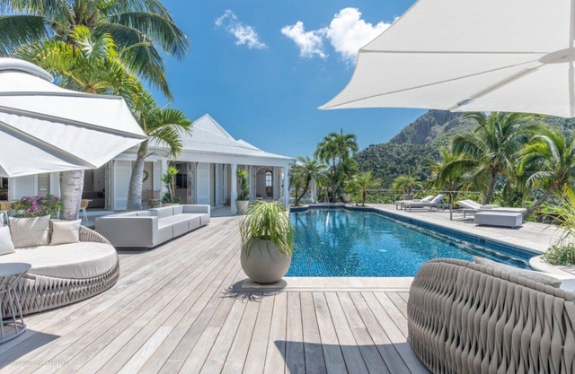 Chef included by Fantasia Villas: Villa White Sun