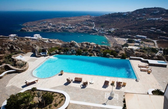 Chef included by Fantasia Villas: Paradiso Villa 11 bedrooms