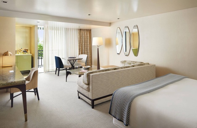Chelsea Suite at The London West Hollywood with Rooftop Pool Near Rodeo Drive