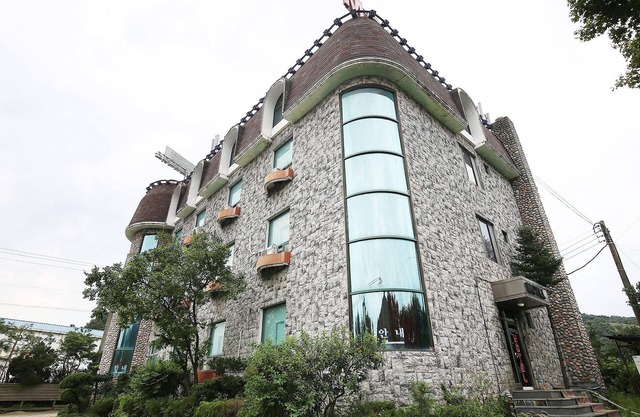 Cheongyang Paradise