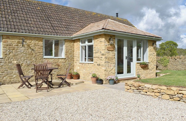 Cherry Cottage - UKC3990