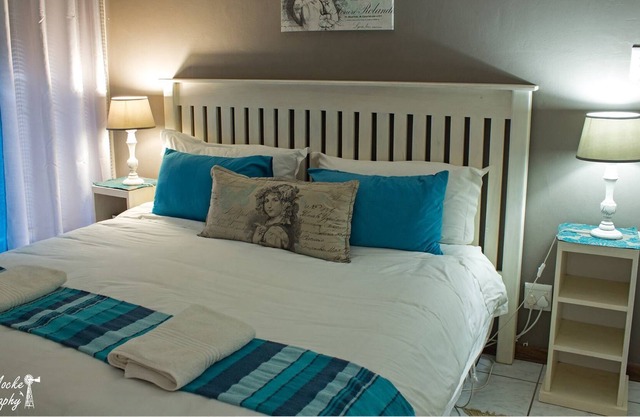 Cherry Lane Self Catering B&B - 1 bedroom / bathroom with shower for 4 guests