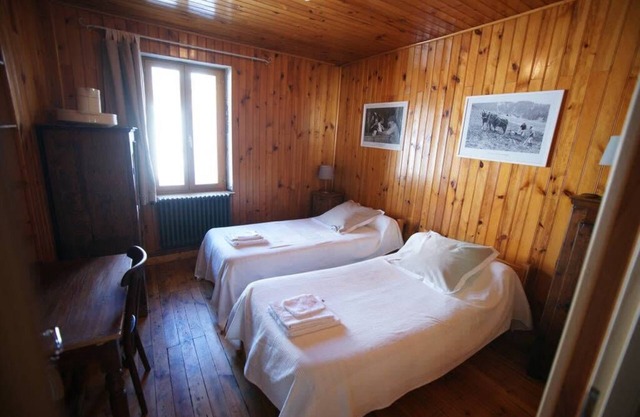 Chez Jean Pierre - Bedroom in a 17th century house - n ° 4