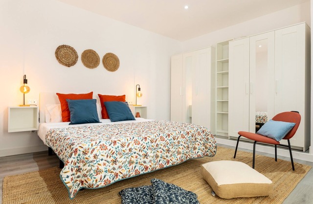 Chic Retreat with Natural Light in La Laguna