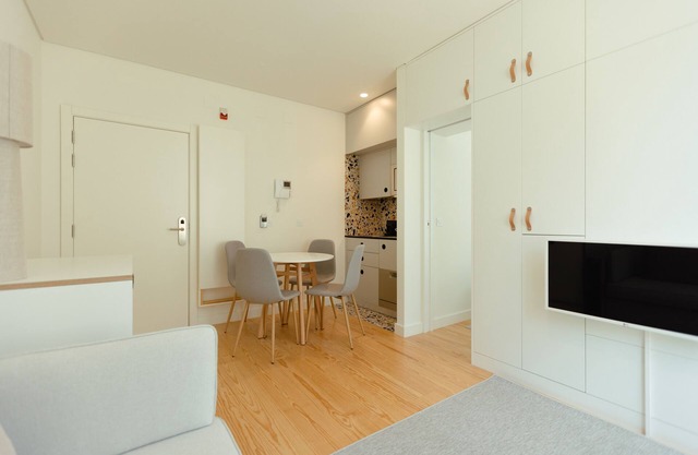 Chiado Trindade Apartment - 2B Touriga Nacional