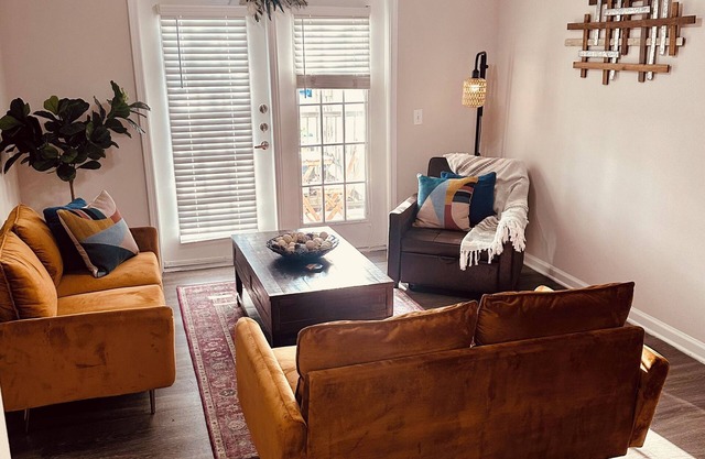 Chic 1-bedroom apartment with AC, fitness room in wonderful Houston