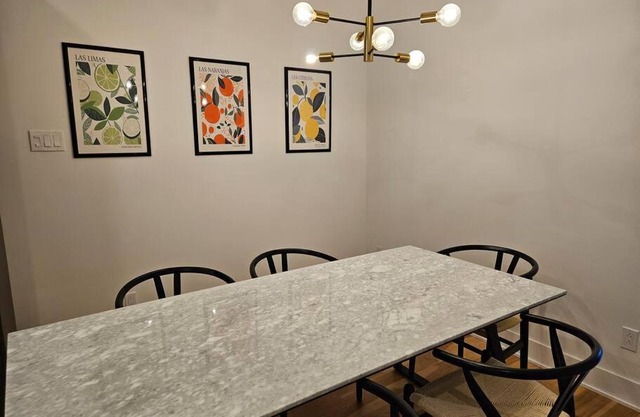 Chic 2 bedroom Apt
