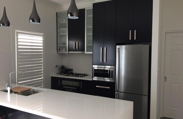 Chic 2 Bedroom Keilor