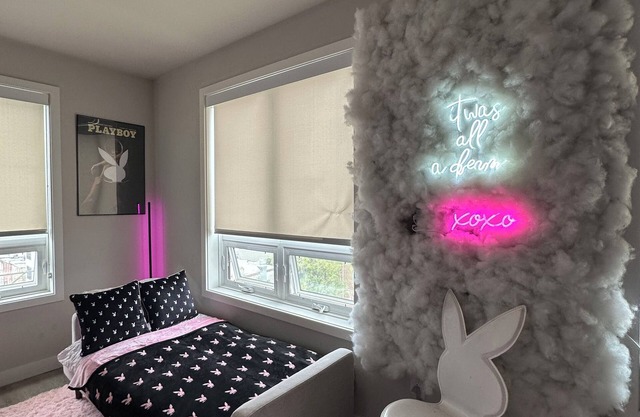 Chic 2-bedroom with AC, fitness room, WiFi in awesome Philadelphia