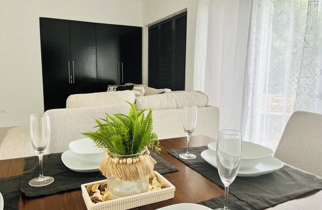 Chic Condo in Central Location—Pool, Gated, WiFi