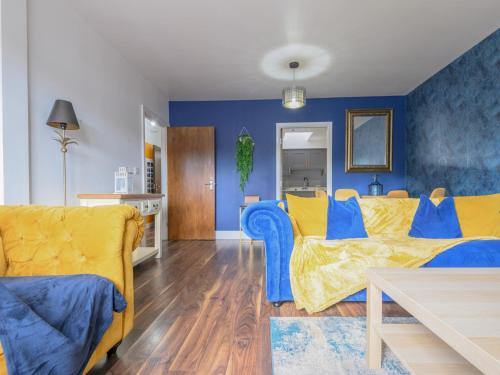 Chic Family Retreat in Heart of Leeds