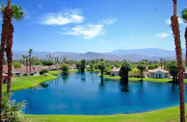 Chic Luxurious Townhouse with PHENOMENAL views.