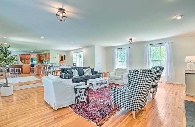 Chic Nashville-Area Retreat w/Private Pool!