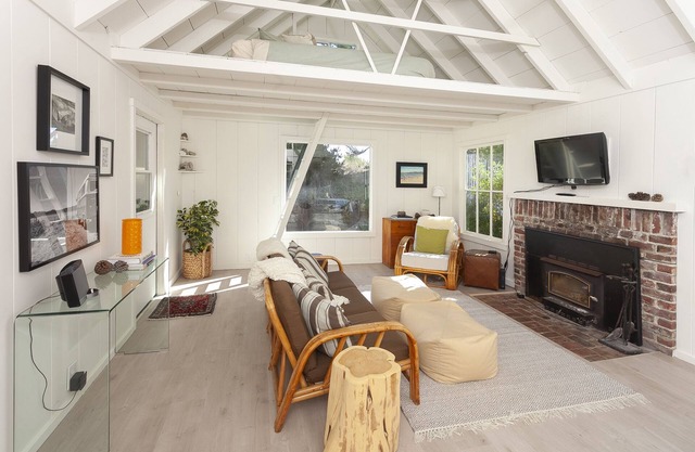 Chic Oceanfront Beach Getaway