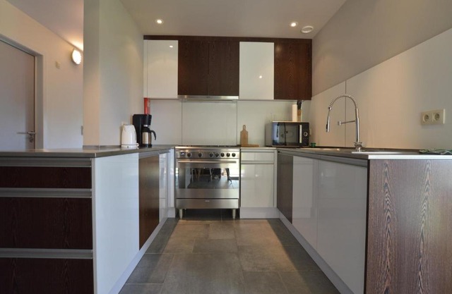 Chic Retreat Near Lake & Fens