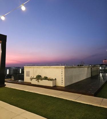 Chic Studio with Panoramic Sandton Views
