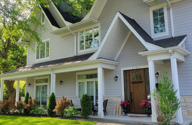 Chicago - NorthShore Private Vacation Rental Luxury 3 Story Victorian Mansion