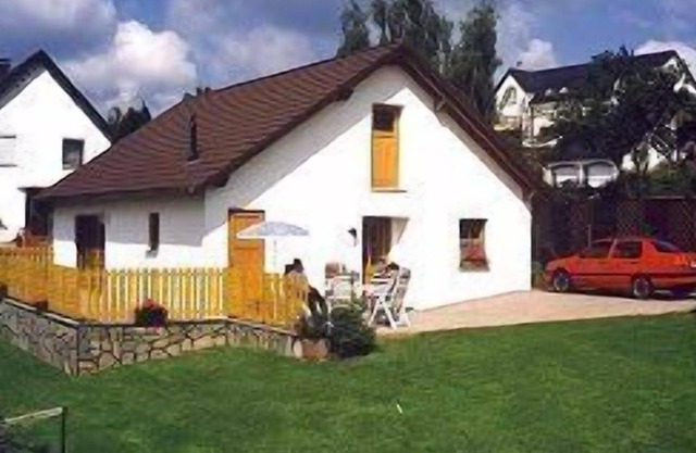 Child-friendly 4 star holiday home at the edge of a nature reserve