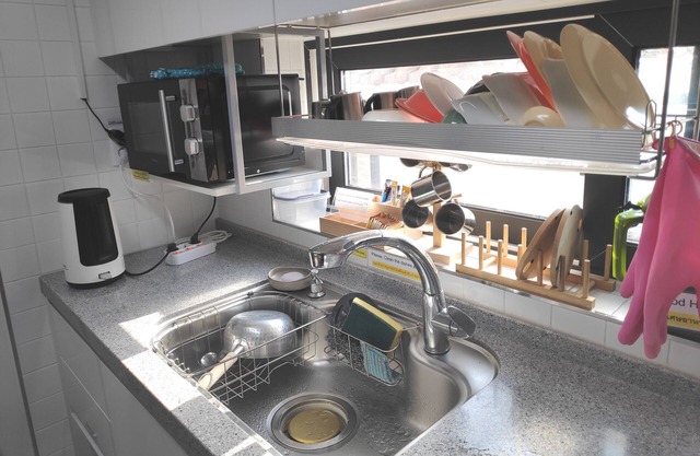 Cho's apartment-hongdae STN. -available for 10 persons