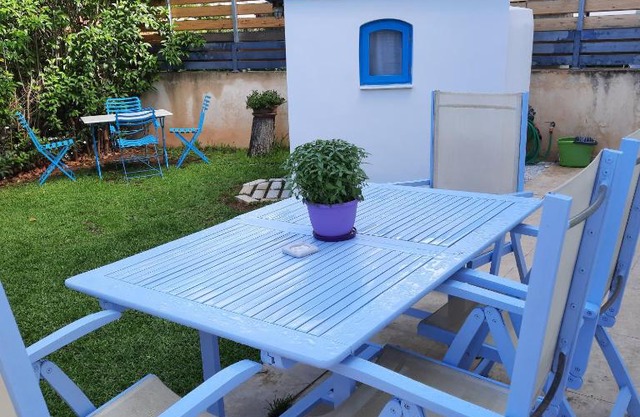 CHRYSTALL'S COTTAGE