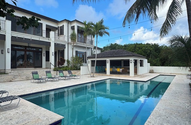 Cima del Marn(Top of the Sea)nnHilltop, private 180 degree ocean view