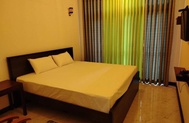 CITRINE SUITE