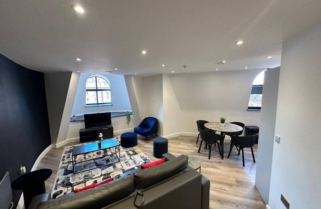City Centre Duplex Two Bedroom Apartment Liverpool
