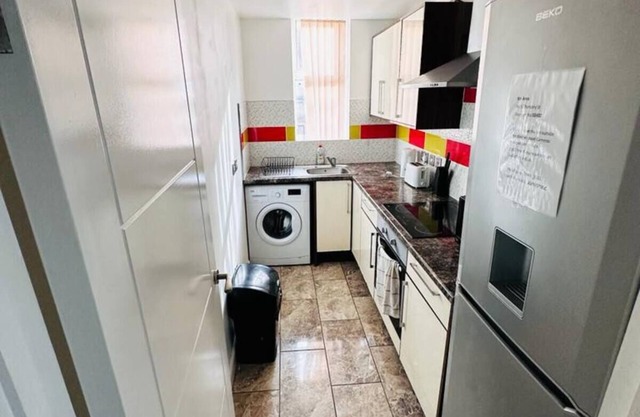 City centre lovely Apartment with the Cheapest Overnight Parking