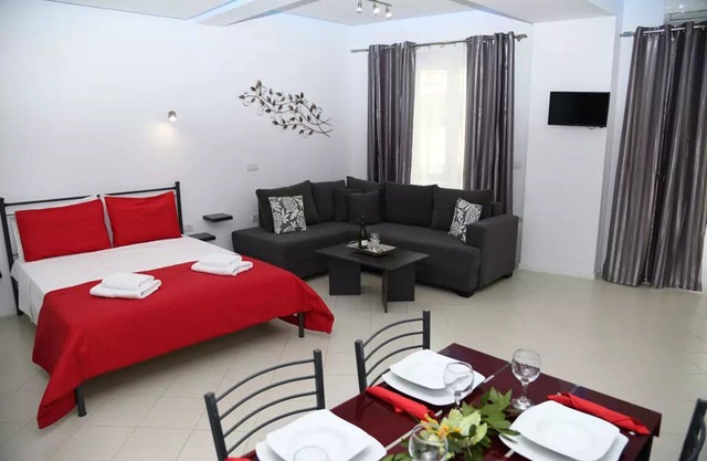 City Heart luxury studio Aurora