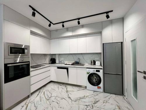 City lux apartment